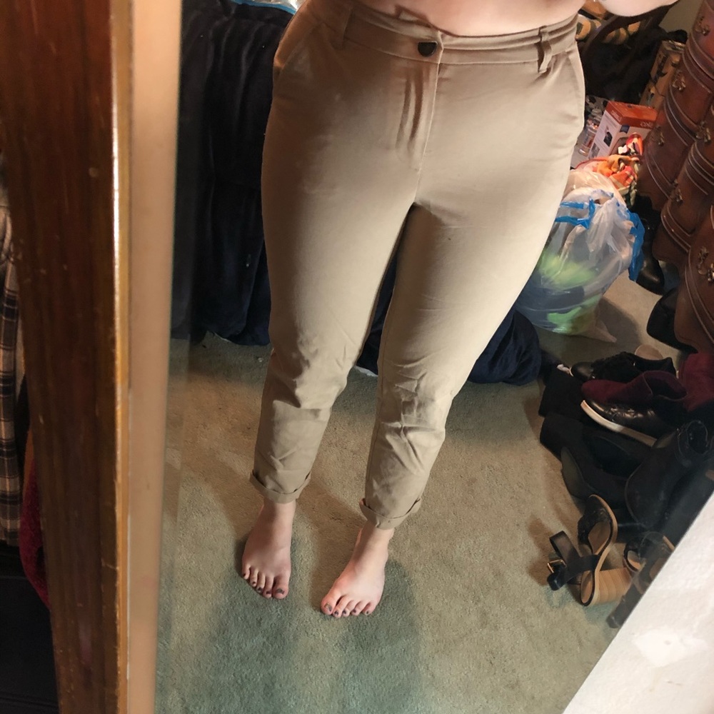 Khaki ankle cropped pants